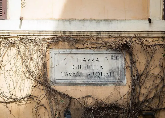Giuditta 121 Trastevere *